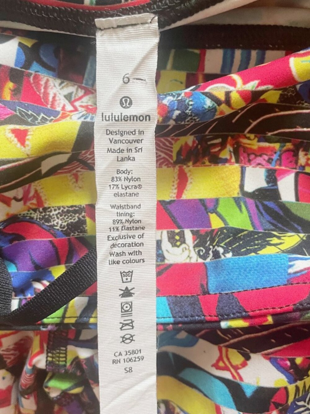 RARE 2018 SEAWHEEZE Lululemon Lego Print Fast Free 7/8 Laser Hem Leggings - Picture 6 of 7